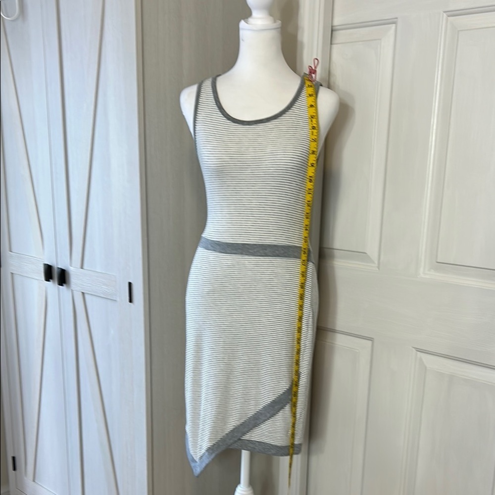 Monteau White/Grey Striped Midi Tank Sz M